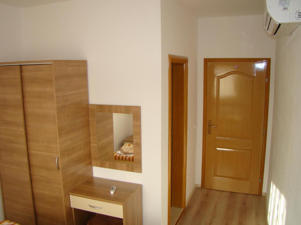 Pansion Ivan Međugorje Rum bild